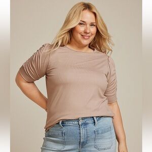 Women’s black ruched puff sleeve top